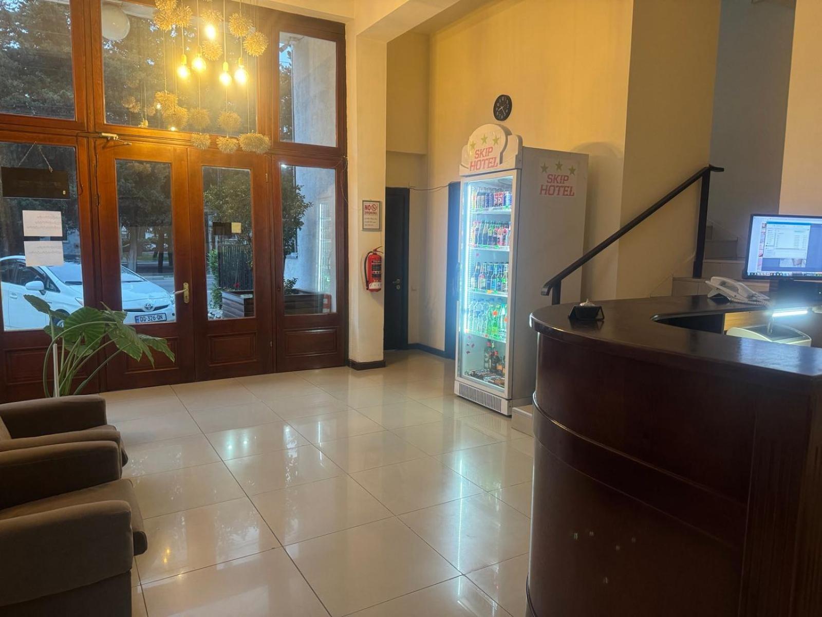 Hotel Skib Tbiliszi Kültér fotó